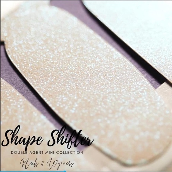 Color Street Shape Shifter - Picture 3 of 3